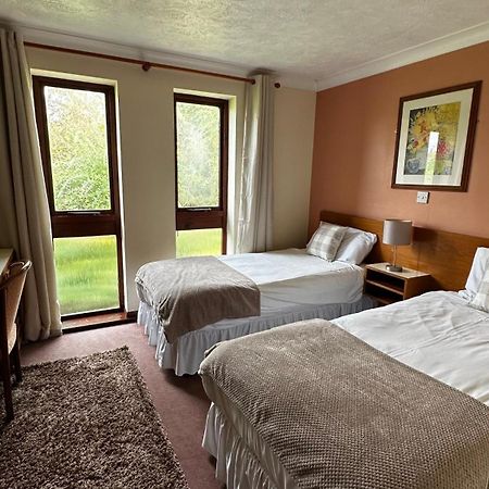 Farmhouse Inn Thaxted Экстерьер фото
